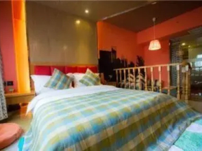 Jindu Hotel (Xichang Moon Lake Park)(金都大酒店（西昌月亮湖公园店）)