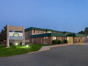 Days Inn by Wyndham Mason City