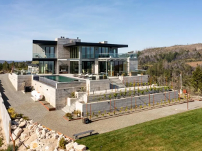 Belleza by Avantstay Hilltop Mansion w/ Pool, Panoramic Views & Ultra Modern Interior