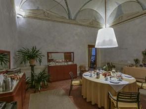 Residenza dEpoca Torre Dei Lari