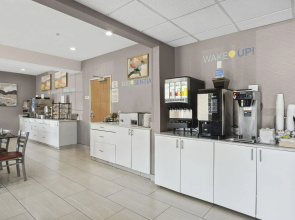 Sonesta Essential Hotels & Suites Kansas City/Blue Springs