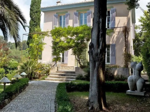 Moulin De Mougins