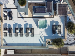 Awesome Apartment in Podstrana With 1 Bedrooms, Wifi and Outdoor Swimming Pool