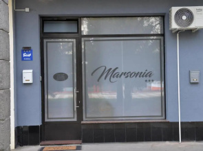Room Marsonia