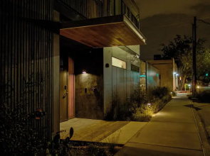 Frame Hotel - SoCo
