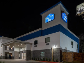Palace Inn IAH Houston Bush Intercontinental Airport