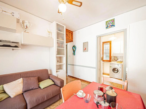 Beautiful Apartment in Platamona With Outdoor Swimming Pool and 2 Bedrooms