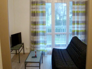 Apartment With One Bedroom In Chambéry, With Furnished Terrace And Wifi - 30 Km From The Slopes