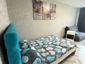 Apartments DayNight on 25-th qr,  1