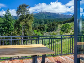Boo's Bach - Hanmer Springs Holiday Home