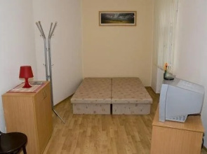 Hydepark Hostel