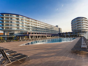 Eftalia Marin Resort Hotel