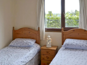 Yare View Lodge