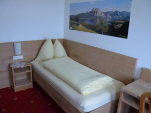 Berggasthaus - Pension Urzn