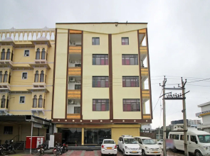 Collection O 9529 Hotel Krishna Palace