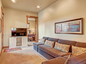 The Shores Lodge 3 Bedrooms 3.5 Bathrooms Home