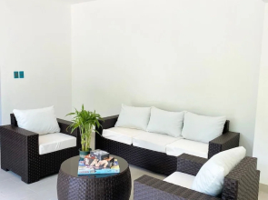 The White Rock Hotel BB