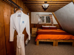 Silvertip Lodge