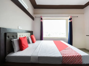 Oyo 48899 Hotel V Seven