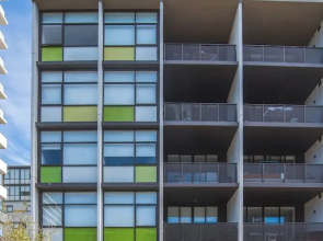 Spacious And Cozy Zetland Apartment