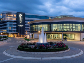 Radisson Hotel and Convention Centre OR Tambo Airport