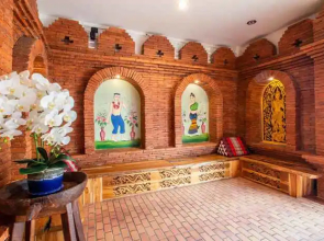 Anumat Premium Budget Hotel