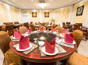 Town In Town Hotel Bangkok