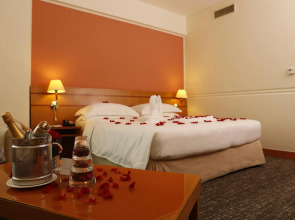 J5 Hotels Port Saeed