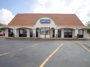 Day lite inn