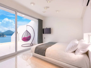 Geoje Star Marine Pool Villa Pension - V
