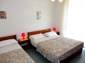 Bright Apartment Near the Beach With a Lovely Terrace by Beahost Rentals