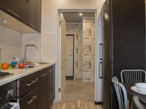 Барбарис на улице Парижской Коммуны 40