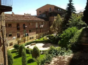 Hostal Residencia Taray