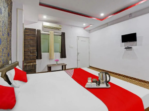 Oyo Flagship 702363 Hotel Rewal Palace Inn