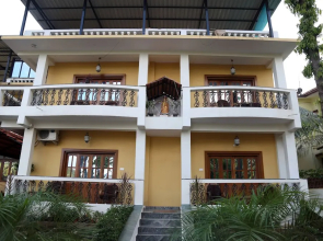 Hotel Sky Light Royal Stay