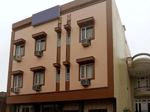 OYO 6624 Hotel Ashiana