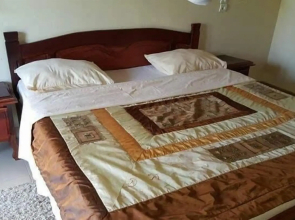 Hotel & Campement du Lac Rose