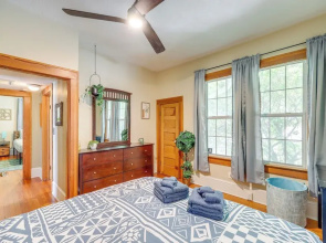 Beautiful Jacksonville Home: Walkable Location