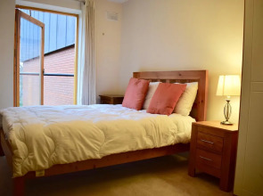 2 Bedroom Apartment With Balconies
