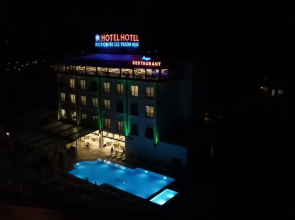 Yason Blue Hotel