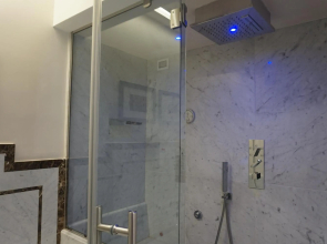 Trevi Palace Luxury Inn