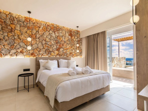 Venezia Luxury Living