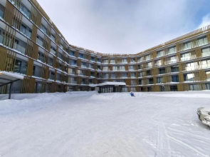Atrium 413