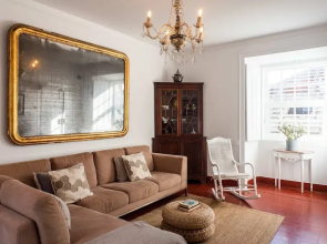 Central Ericeira Apartment With Lift