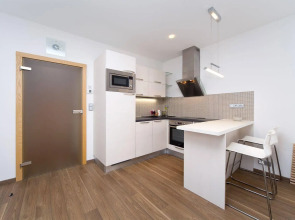 Merchant's Avenue Hotel