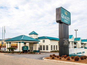 Quality Inn Chipley I-10 at Exit 120