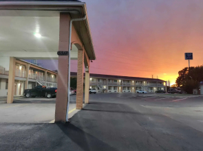 Great Western Inn & Suites - Saginaw
