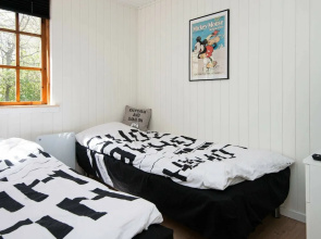 Rustic Holiday Home in Glesborg near Sea Coast
