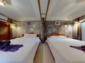Boom Boom Resort