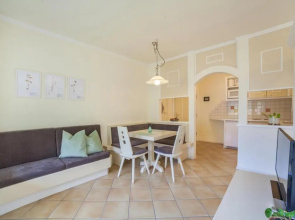 Wanda Apartment 1